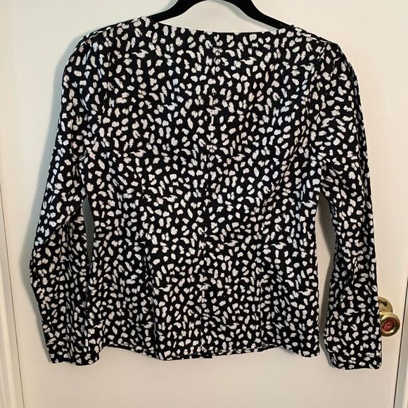 La Vie Rebecca Taylor black/white dot button down blouse Size Small - Picture 4 of 4